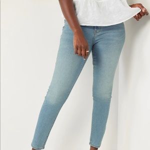 NWT OldNavy Wow Super Skinny Jeans